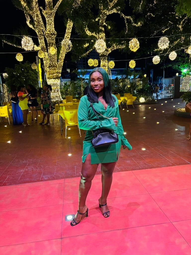 Lolo Mbakara Net Worth