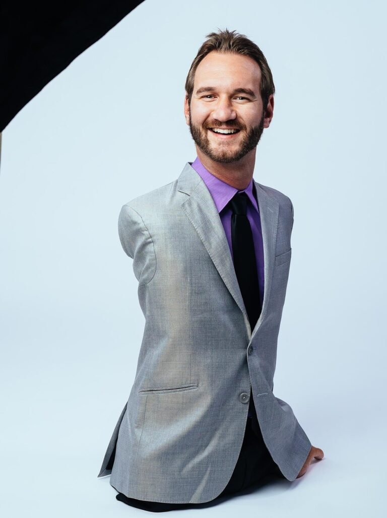Pastor Nick Vujicic Biography, Age, Wife, Net Worth - Charge9ja