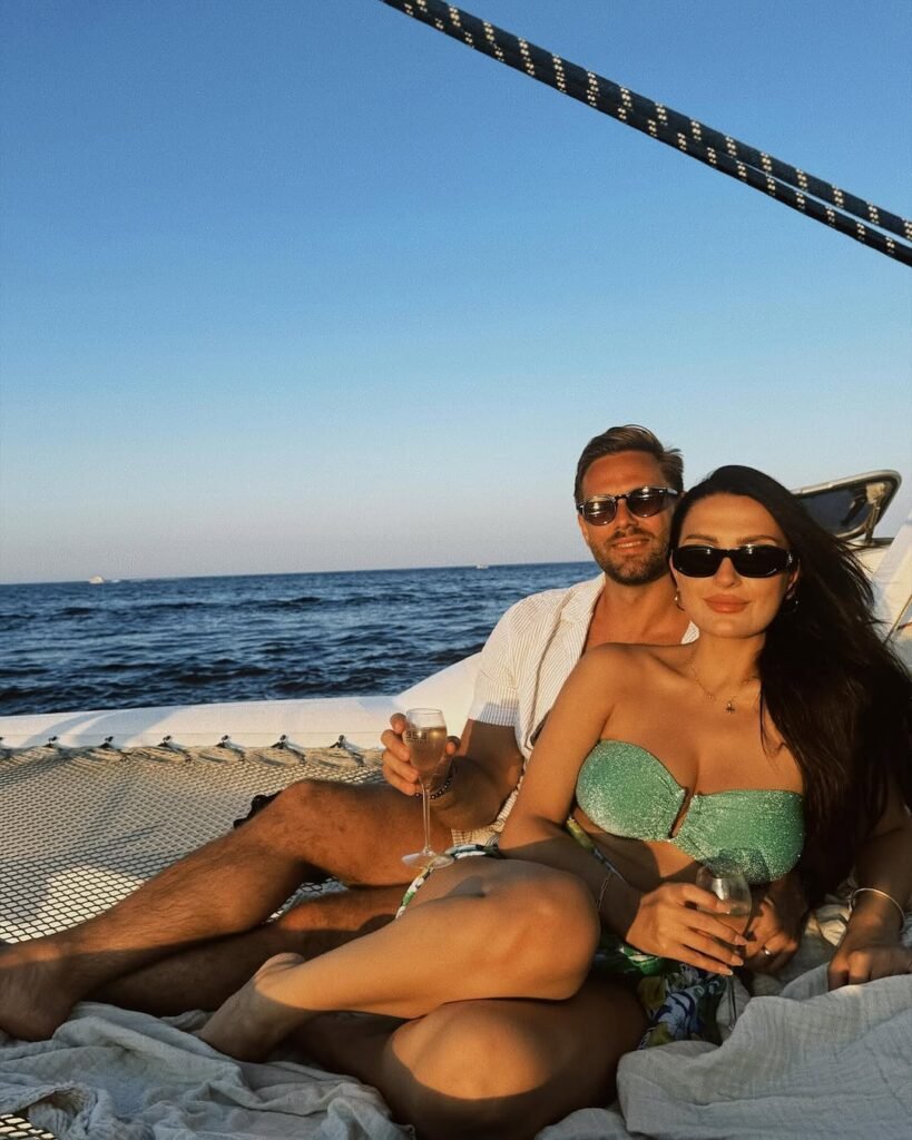 Meira Omar Personal Life