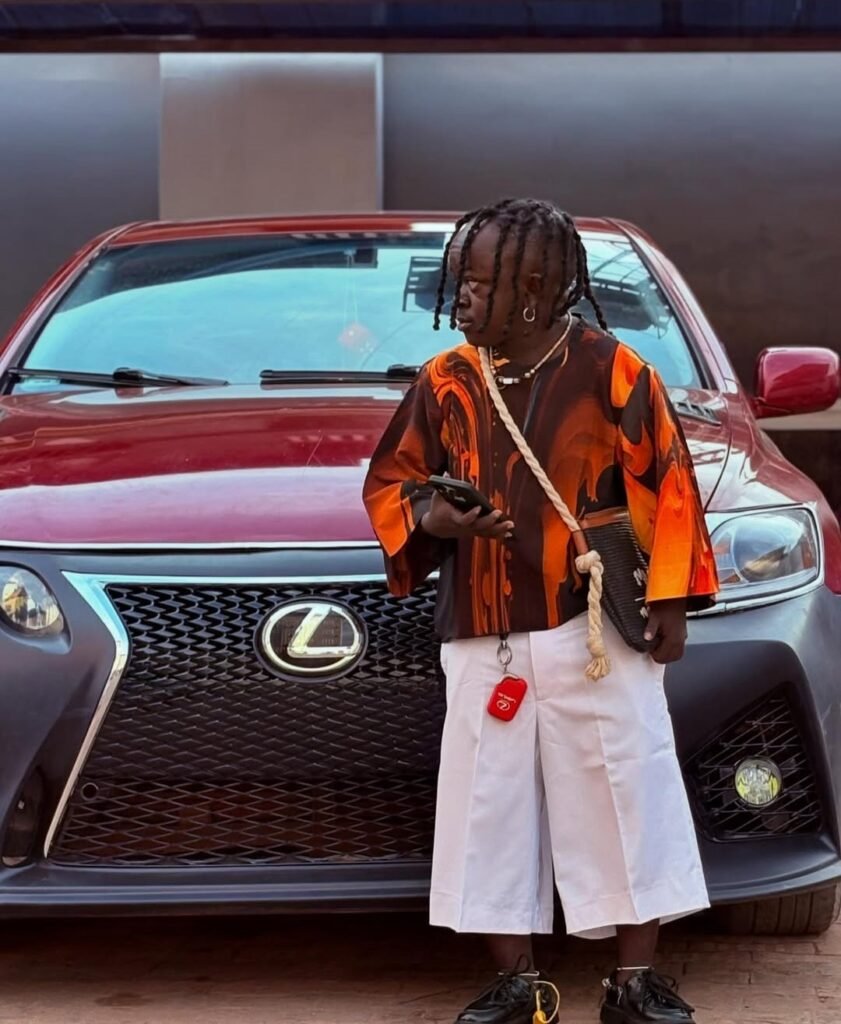 10 Naira Net Worth
