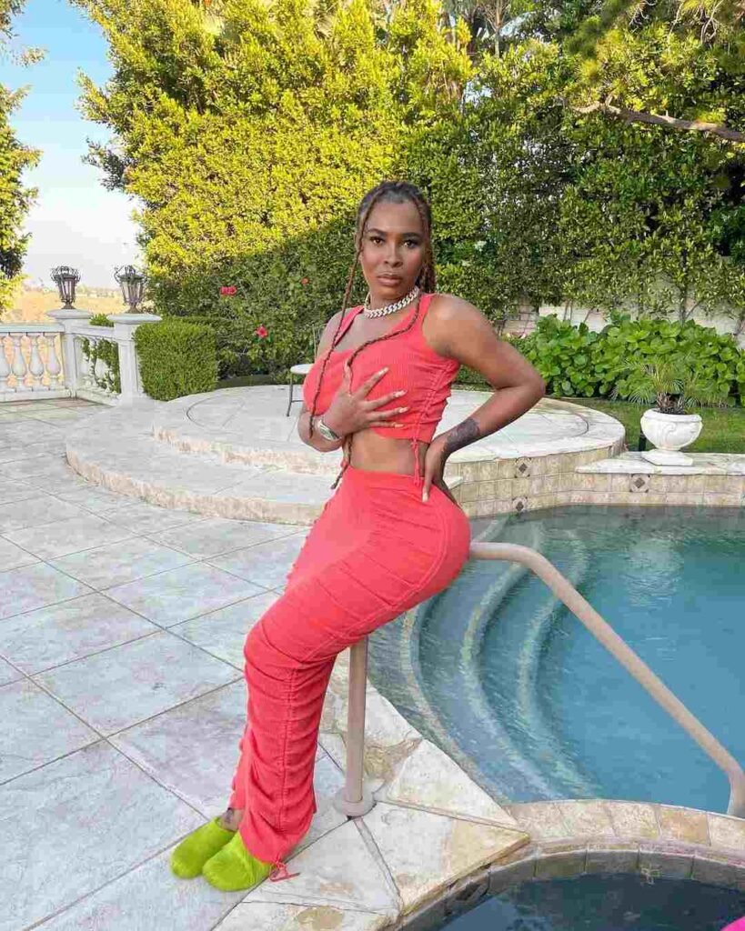 Sandra Benede Biography