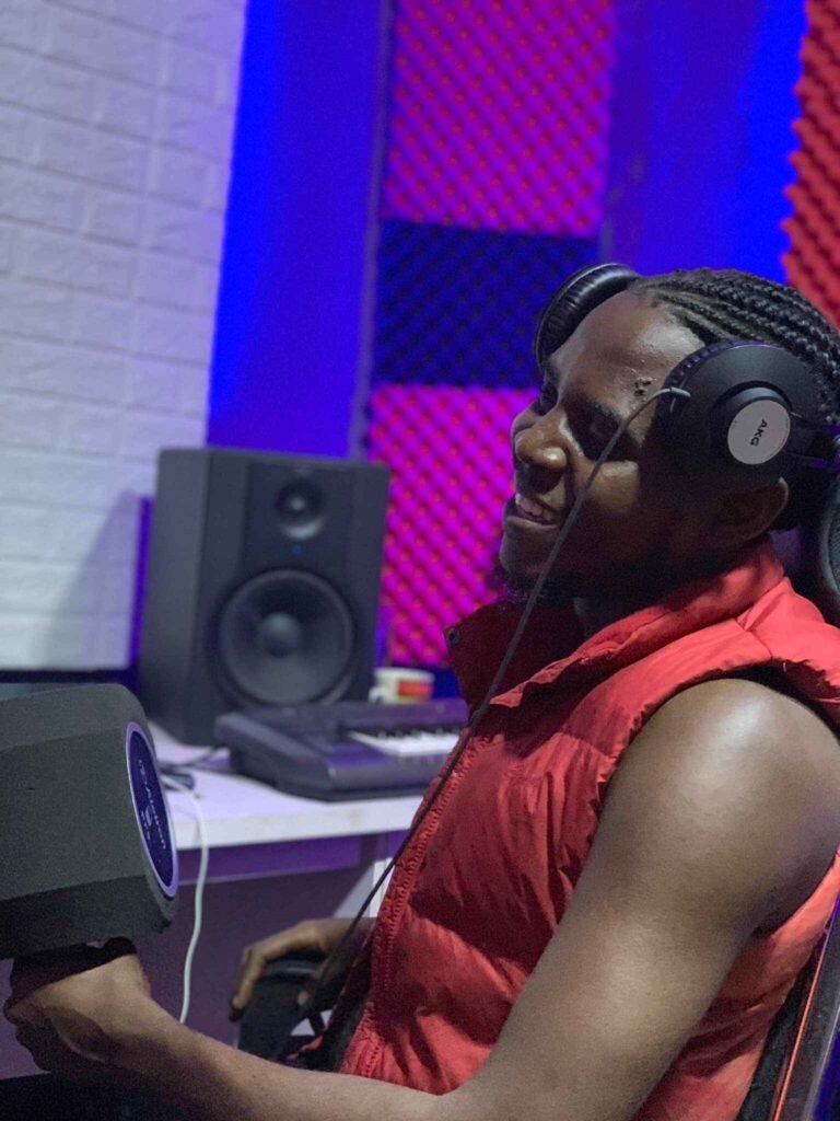 Khenyzee Songs
