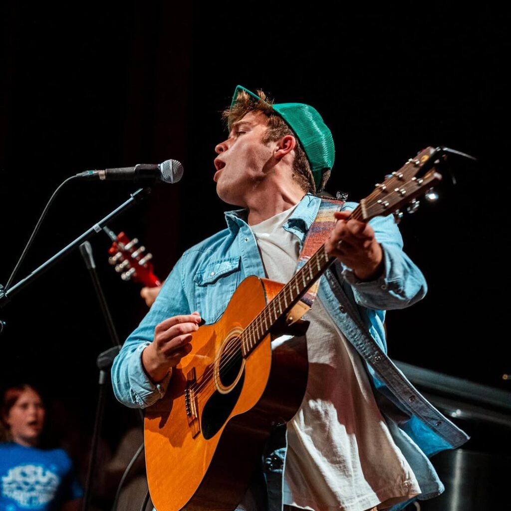 Josiah Queen Age